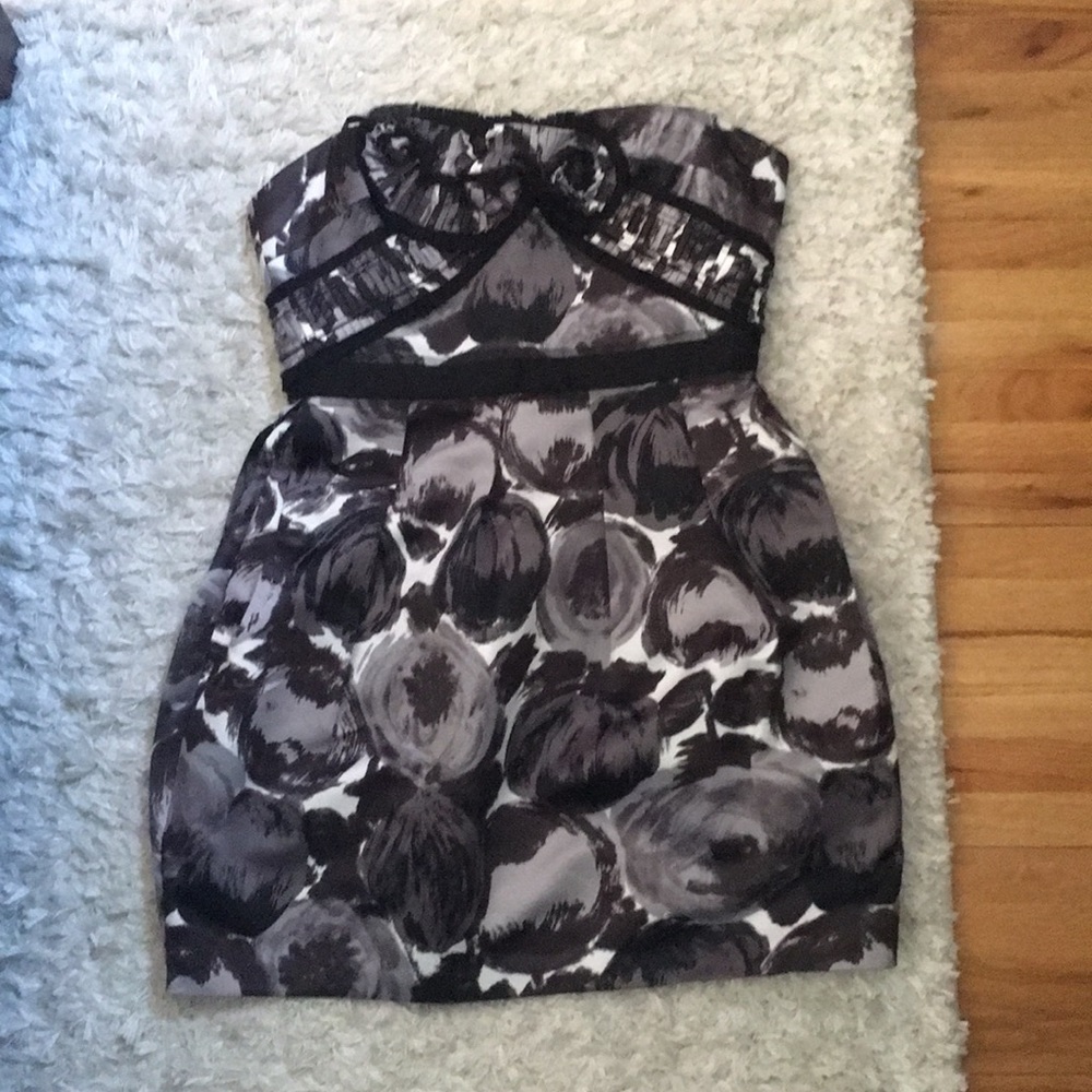 Bcbg Srrapless Dress